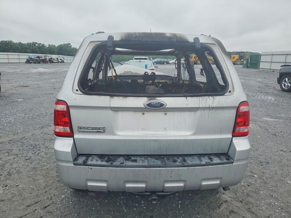 Photo 6 from auction – 2009 FORD ESCAPE with VIN 1FMCU03729KA03621