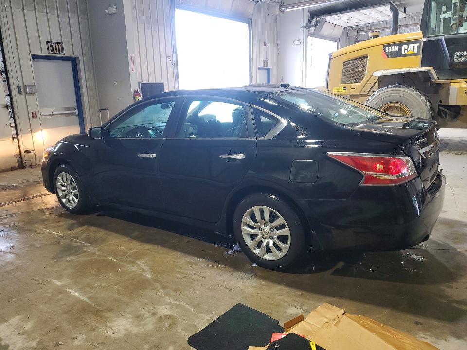 Photo 2 from auction – 2015 NISSAN ALTIMA with VIN 1N4AL3AP8FN880200