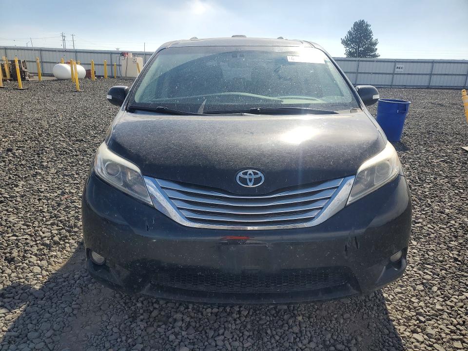 Photo 5 from auction – 2016 TOYOTA SIENNA with VIN 5TDDK3DC1GS130636