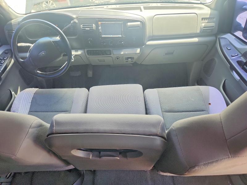 Photo 8 from auction – 2006 FORD F350 with VIN 1FTWW33P26EC54596