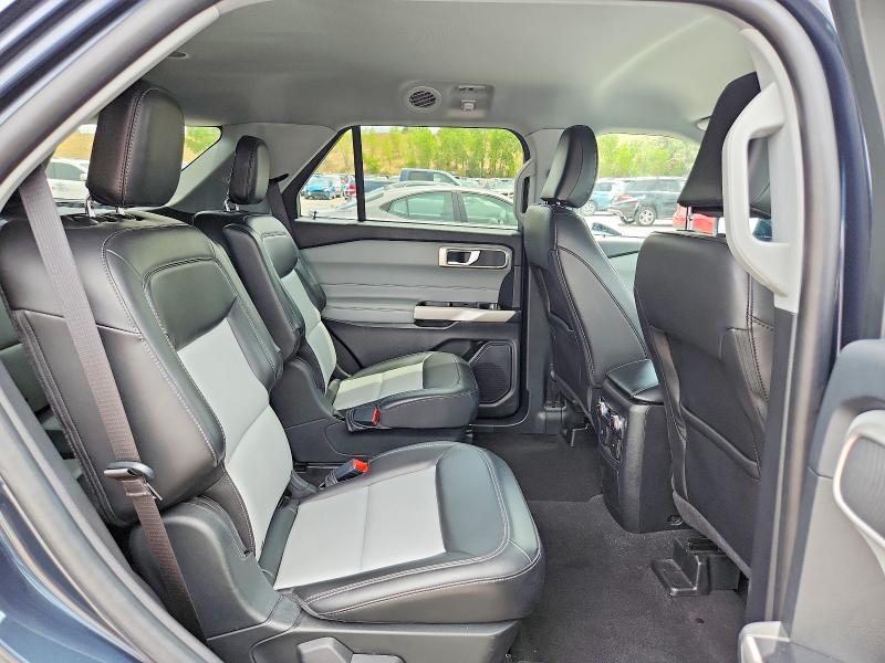Photo 11 from auction – 2022 FORD EXPLORER with VIN 1FMSK8DH9NGA16547