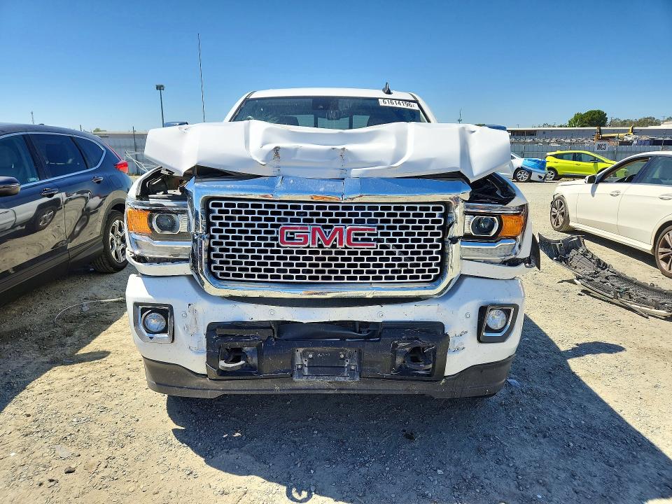 Photo 5 from auction – 2016 GMC SIERRA with VIN 1GT12UE83GF151569