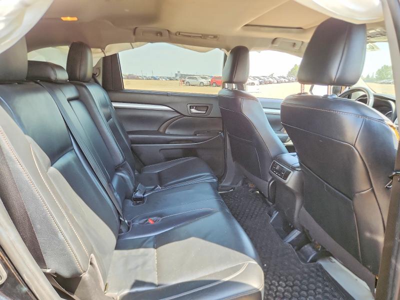 Photo 11 from auction – 2019 TOYOTA HIGHLANDER with VIN 5TDJGRFH0KS052570