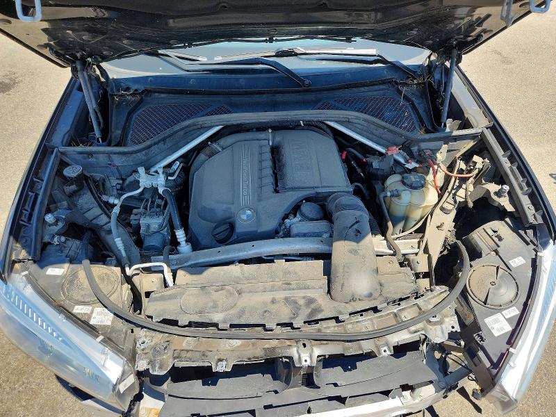 Photo 12 from auction – 2018 BMW X5 with VIN 5UXKR0C53JL076803
