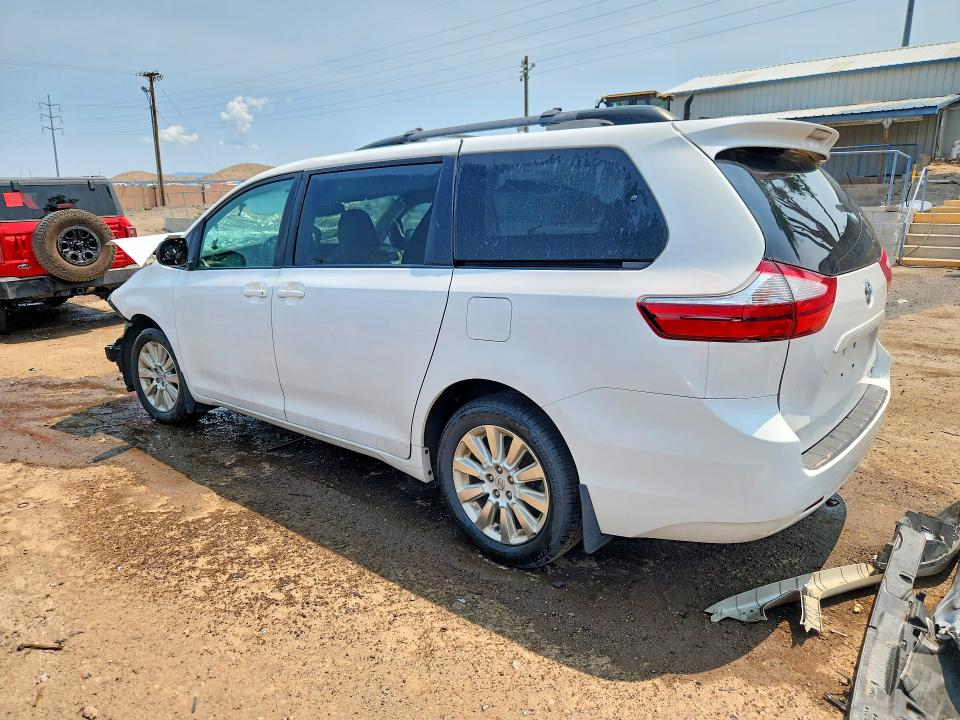 Photo 2 from auction – 2015 TOYOTA SIENNA with VIN 5TDJK3DC2FS125947