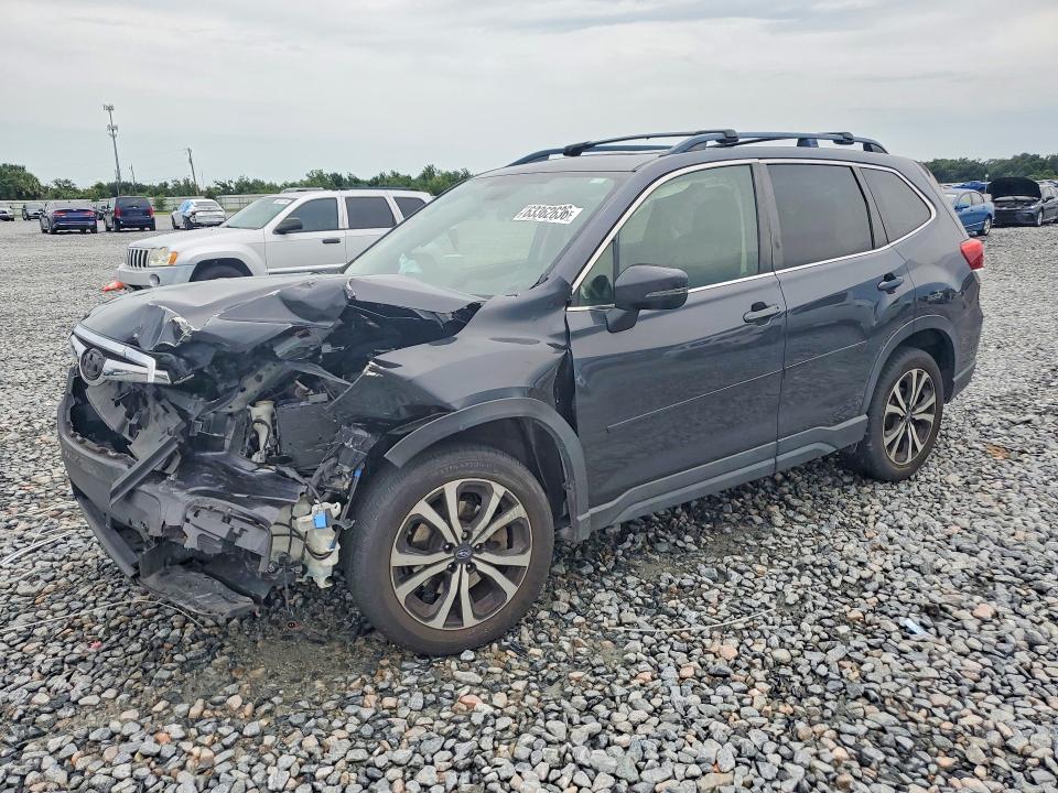 SUBARU FORESTER 2019 with VIN JF2SKAUCXKH559607 - Photo from auction