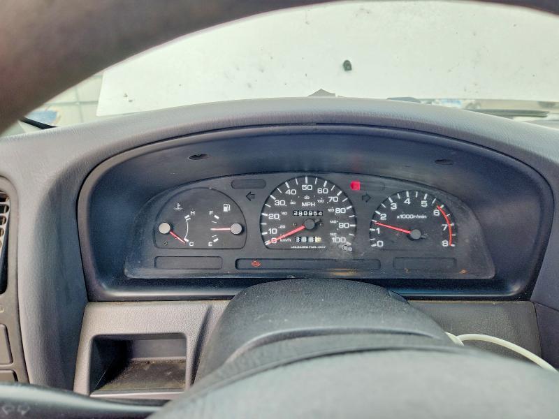 Снимка 9 от търг – 1996 NISSAN TRUCK с VIN 1N6SD16S5TC312911
