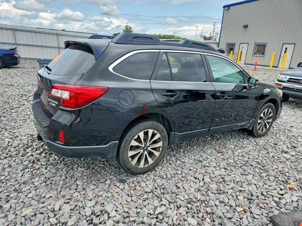 Photo 3 from auction – 2015 SUBARU OUTBACK with VIN 4S4BSANC7F3321189
