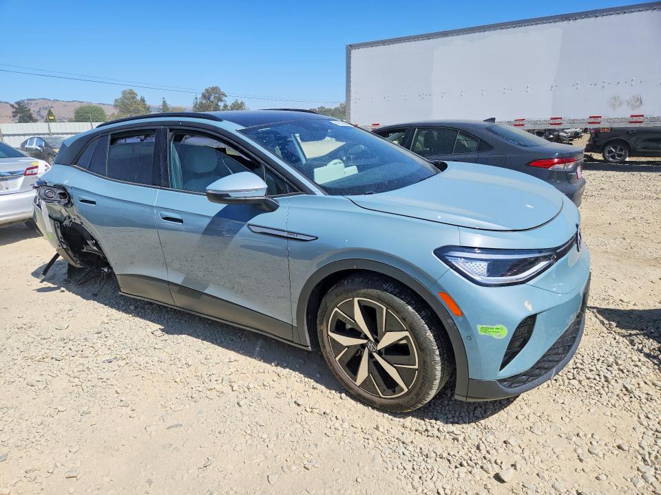Photo 4 from auction – 2023 VOLKSWAGEN ID.4 with VIN 1V2VMPE87PC020240