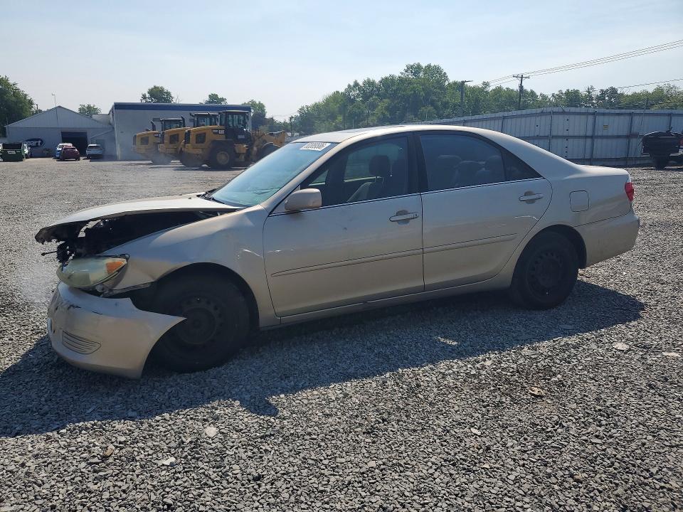 TOYOTA CAMRY 2006 with VIN 4T1BE32K36U141636 - Photo from auction