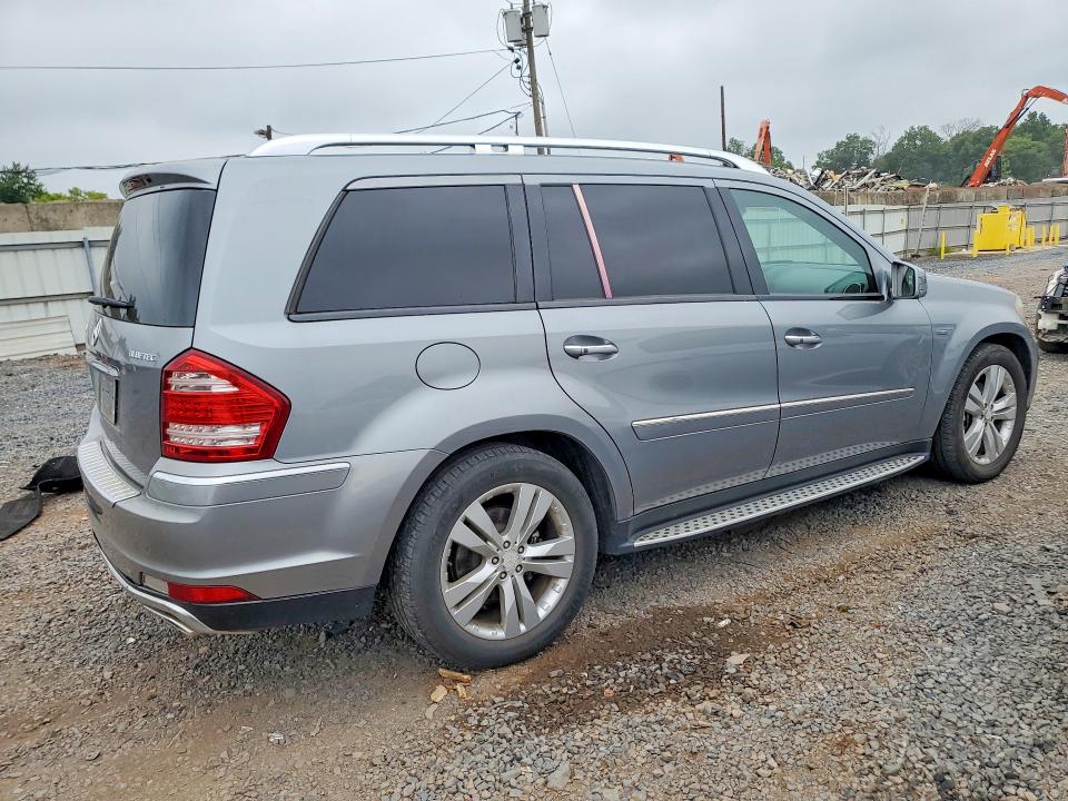 Photo 3 from auction – 2011 MERCEDES-BENZ GL with VIN 4JGBF2FE7BA749411