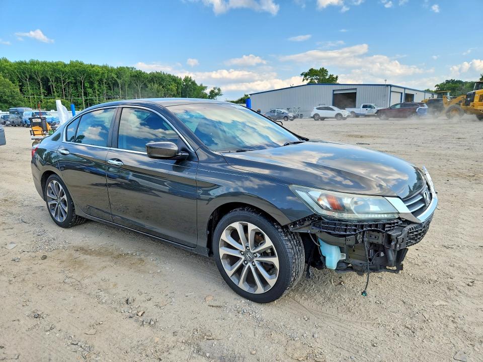 Photo 4 from auction – 2013 HONDA ACCORD with VIN 1HGCR2F53DA237715