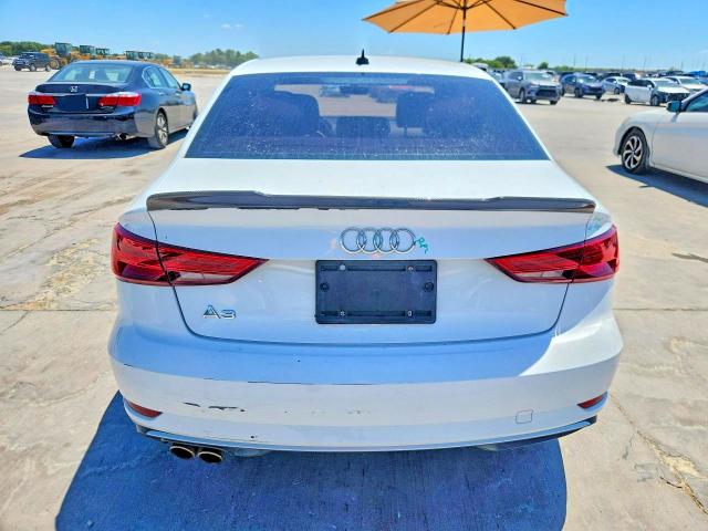 صورة رقم 6 من المزاد - 2019 AUDI A3 مع VIN WAUAUGFF2K1009855