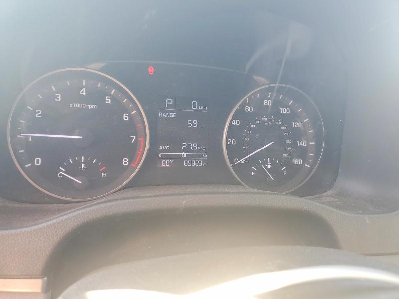 Photo 9 from auction – 2018 HYUNDAI ELANTRA with VIN 5NPD74LF6JH349639
