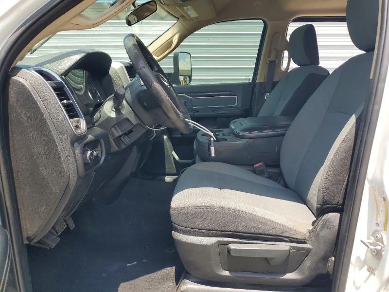 Photo 7 from auction – 2019 RAM 2500 with VIN 3C6UR5JL2KG689073
