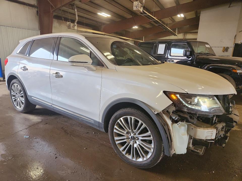 Photo 4 from auction – 2018 LINCOLN MKX with VIN 2LMPJ8LR4JBL10981