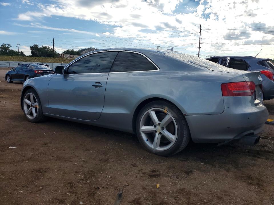 Фото 2 с аукциона – 2010 AUDI A5 с VIN WAULFAFR2AA041892