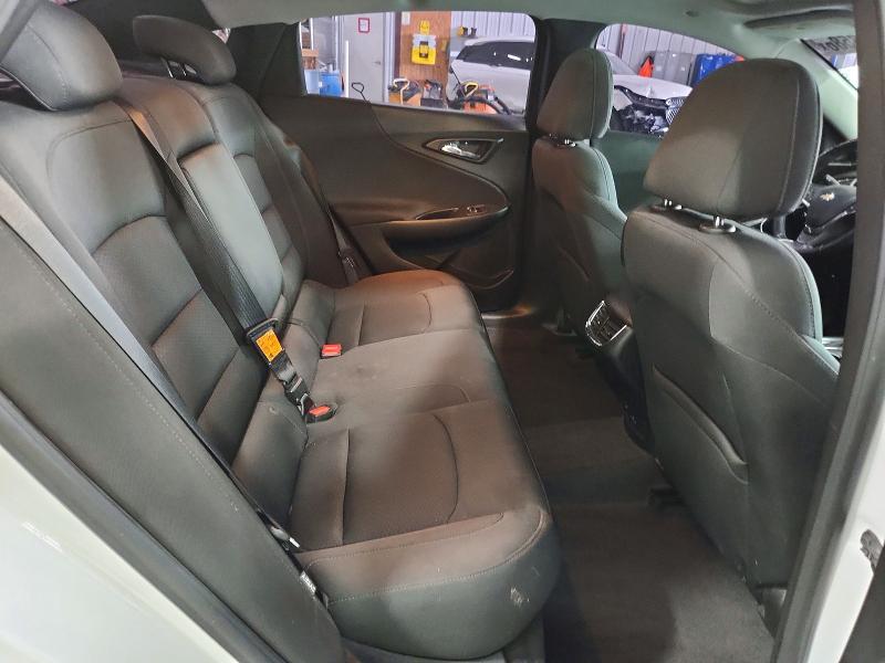 Photo 10 from auction – 2018 CHEVROLET MALIBU with VIN 1G1ZD5ST7JF256868