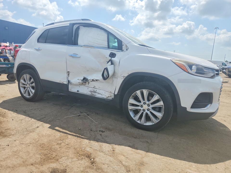 Photo 4 from auction – 2018 CHEVROLET TRAX with VIN 3GNCJRSB3JL296656