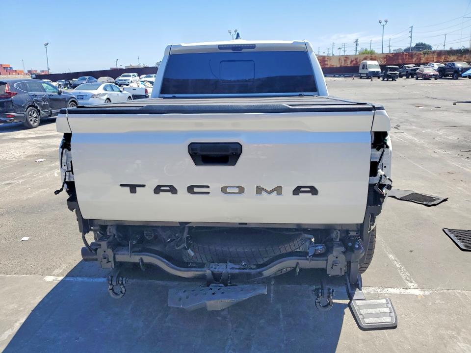 Photo 6 from auction – 2024 TOYOTA TACOMA with VIN 3TYLC5LNXRT014849