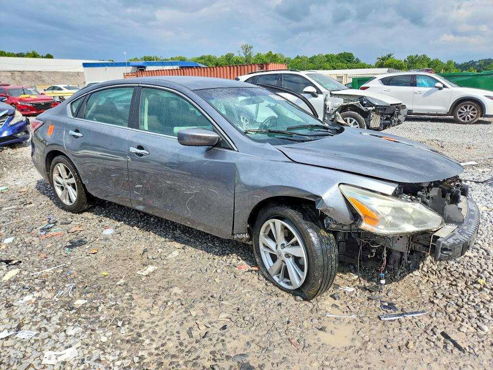 Photo 4 from auction – 2015 NISSAN ALTIMA with VIN 1N4AL3AP4FC117585