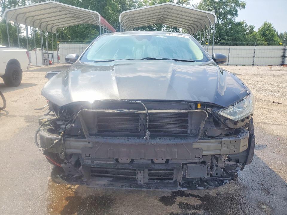 Photo 5 from auction – 2020 FORD FUSION with VIN 3FA6P0HD5LR150175