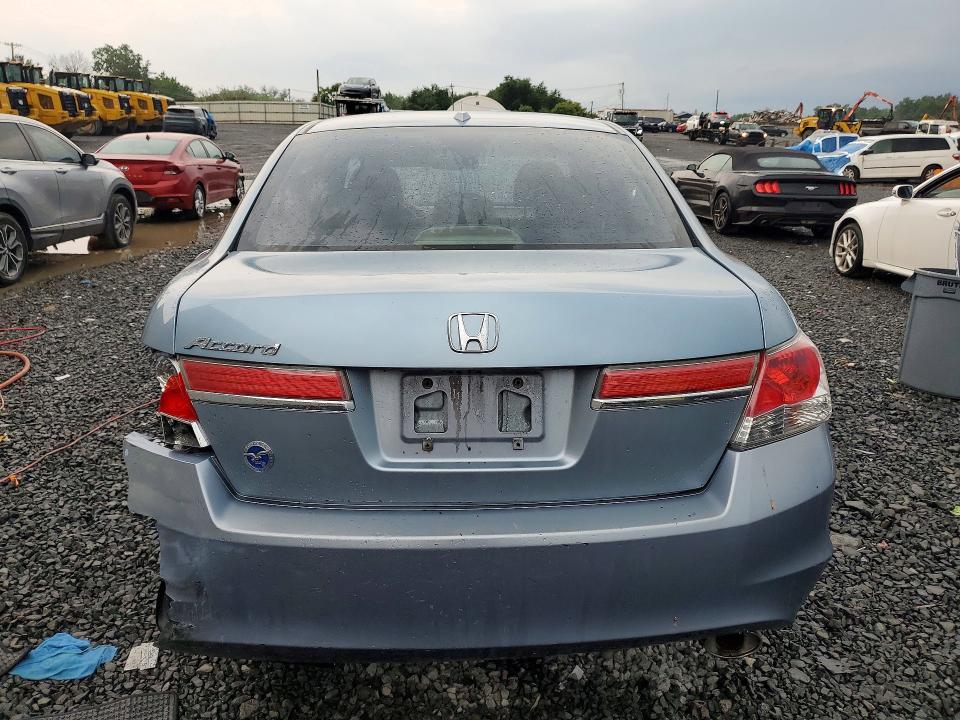 Photo 6 from auction – 2011 HONDA ACCORD with VIN 1HGCP2F84BA054255