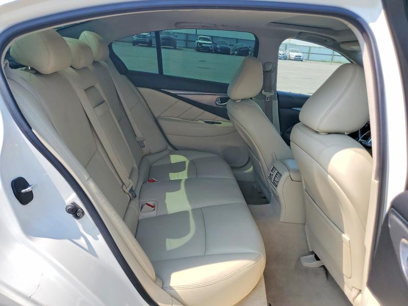 Photo 10 from auction – 2017 INFINITI Q50 with VIN JN1EV7AP1HM743320