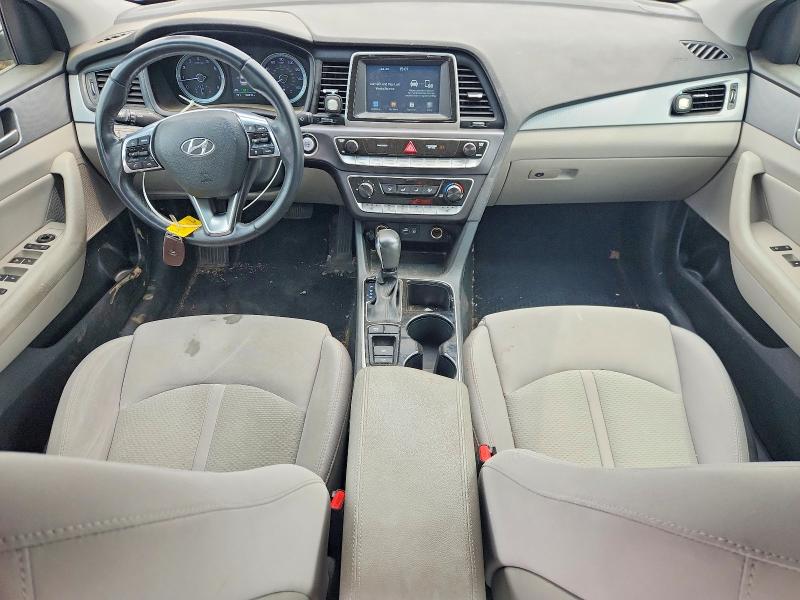 Photo 8 from auction – 2018 HYUNDAI SONATA with VIN 5NPE34AF1JH636714