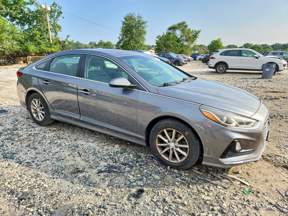 Photo 4 from auction – 2019 HYUNDAI SONATA with VIN 5NPE24AF3KH755837