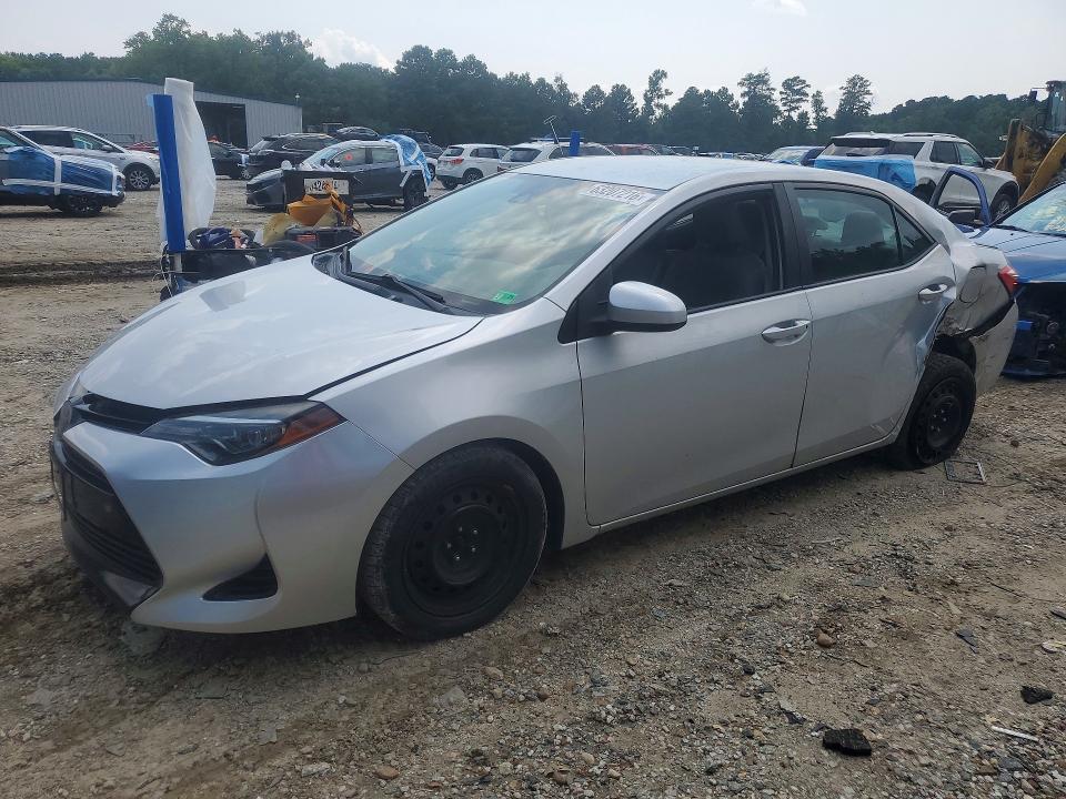 TOYOTA COROLLA 2018 с VIN 2T1BURHE7JC059667 - Фото с аукциона