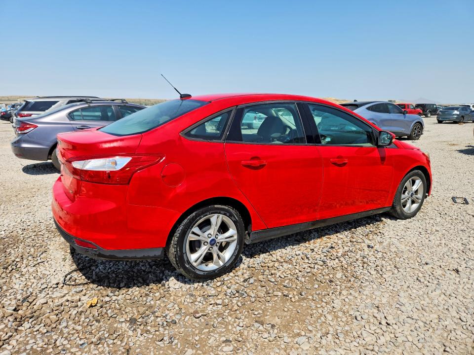 Photo 3 from auction – 2014 FORD FOCUS with VIN 1FADP3F20EL266623