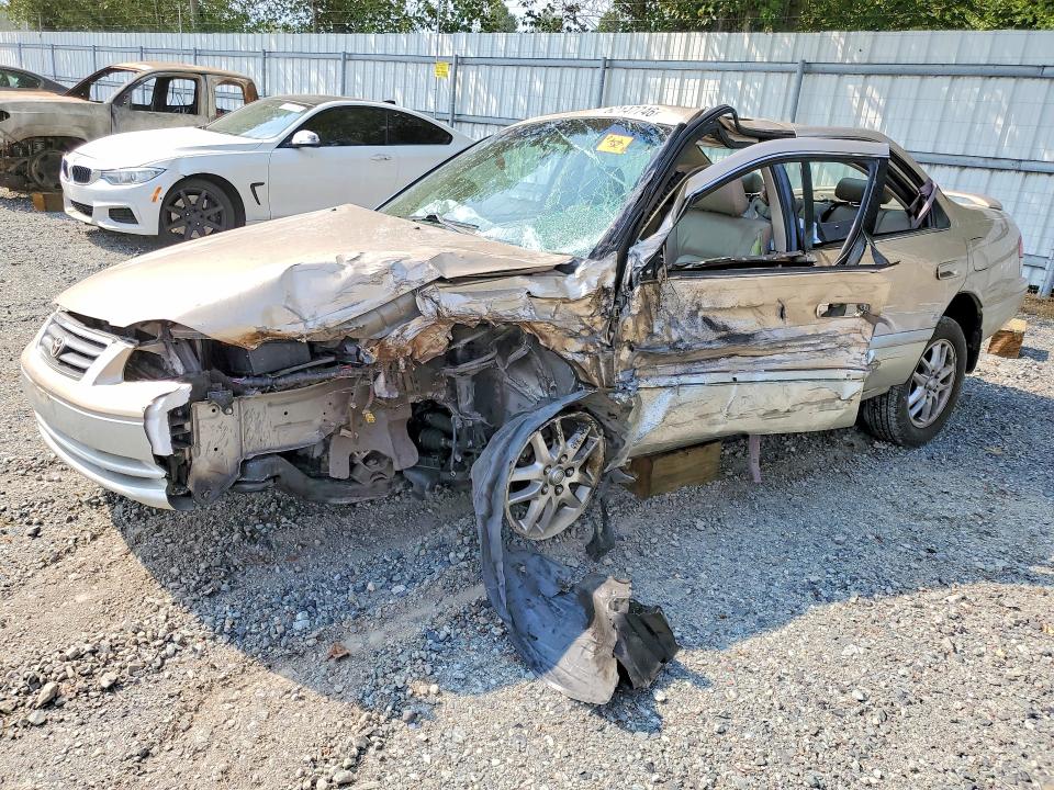 TOYOTA CAMRY 2001 z numerem VIN JT2BF28K710318071 - Zdjęcie z aukcji