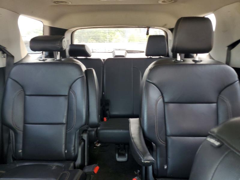 Photo 10 from auction – 2018 CHEVROLET TRAVERSE with VIN 1GNEVHKW1JJ229846