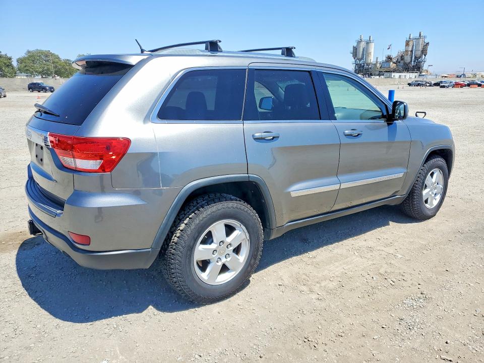 Photo 3 from auction – 2012 JEEP GRAND CHEROKEE with VIN 1C4RJFAG6CC274146
