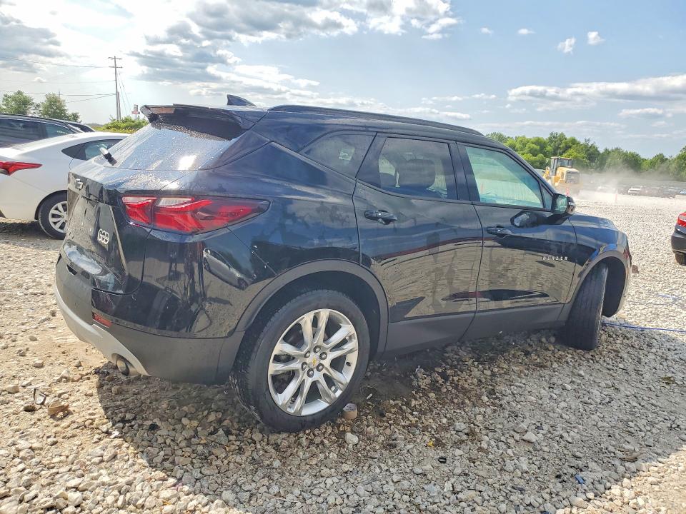 Photo 3 from auction – 2019 CHEVROLET BLAZER with VIN 3GNKBHRS5KS685704
