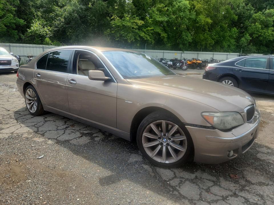 Photo 4 from auction – 2008 BMW 750 with VIN WBAHN83568DT82921