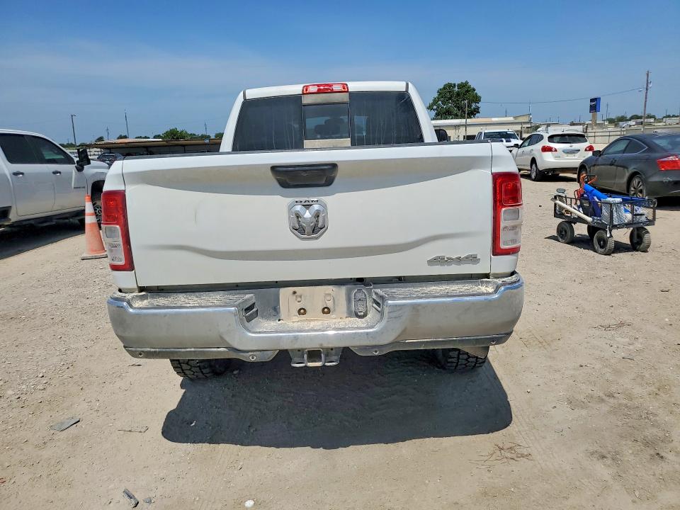 Photo 6 from auction – 2021 RAM 2500 with VIN 3C6UR5CJ6MG533598