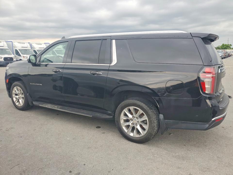 Photo 2 from auction – 2023 CHEVROLET SUBURBAN with VIN 1GNSCFKT2PR101256