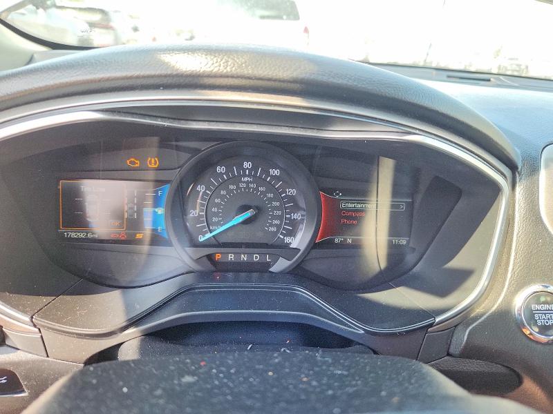 Photo 9 from auction – 2020 FORD FUSION with VIN 3FA6P0HDXLR136451