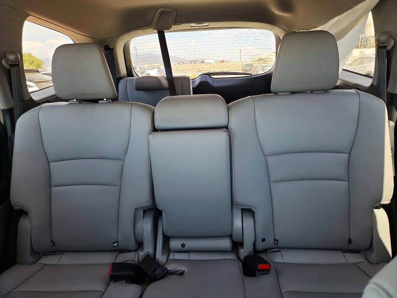 Photo 10 from auction – 2020 HONDA PILOT with VIN 5FNYF5H57LB012781