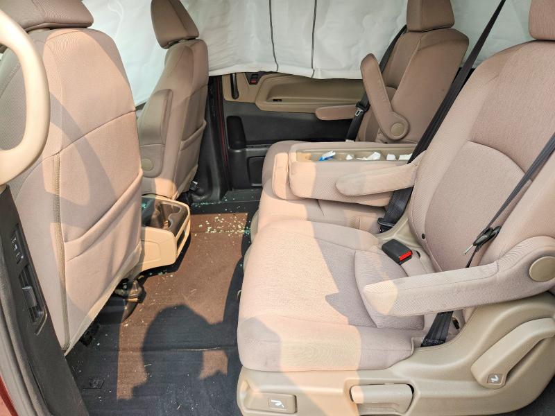Photo 11 from auction – 2018 HONDA ODYSSEY with VIN 5FNRL6H51JB021539