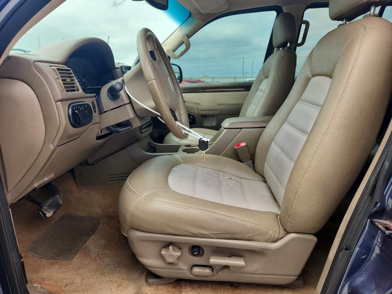 Photo 7 from auction – 2004 FORD EXPLORER with VIN 1FMZU64W34UA86055