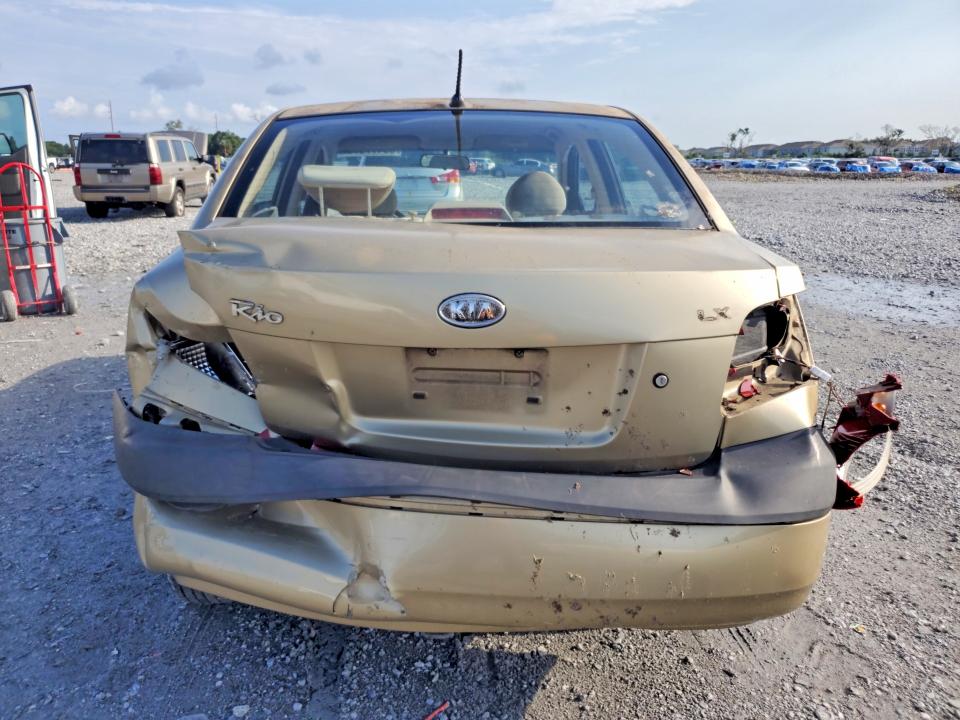 Photo 6 from auction – 2008 KIA RIO with VIN KNADE123786306148