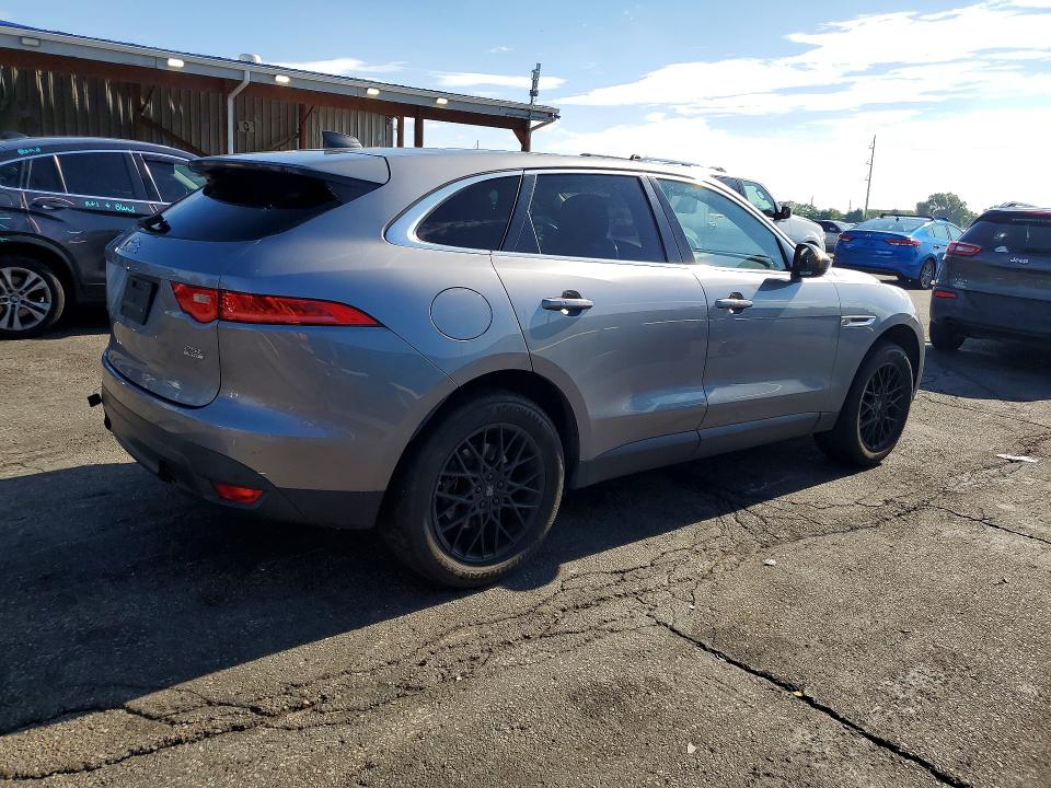 Photo 3 from auction – 2020 JAGUAR F-PACE with VIN SADCJ2FX3LA629541