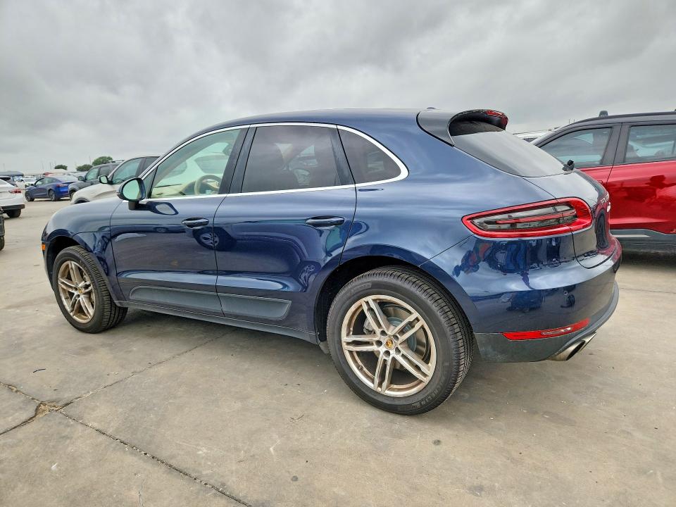 Photo 2 from auction – 2016 PORSCHE MACAN with VIN WP1AB2A55GLB45451