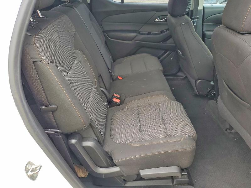 Photo 11 from auction – 2018 CHEVROLET TRAVERSE with VIN 1GNERFKW2JJ266087