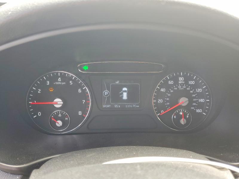 Photo 9 from auction – 2017 KIA SORENTO with VIN 5XYPG4A33HG191946