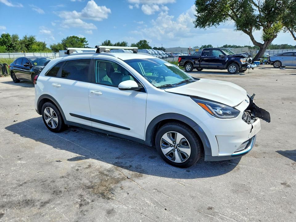 Photo 4 from auction – 2018 KIA NIRO with VIN KNDCC3LDXJ5139481