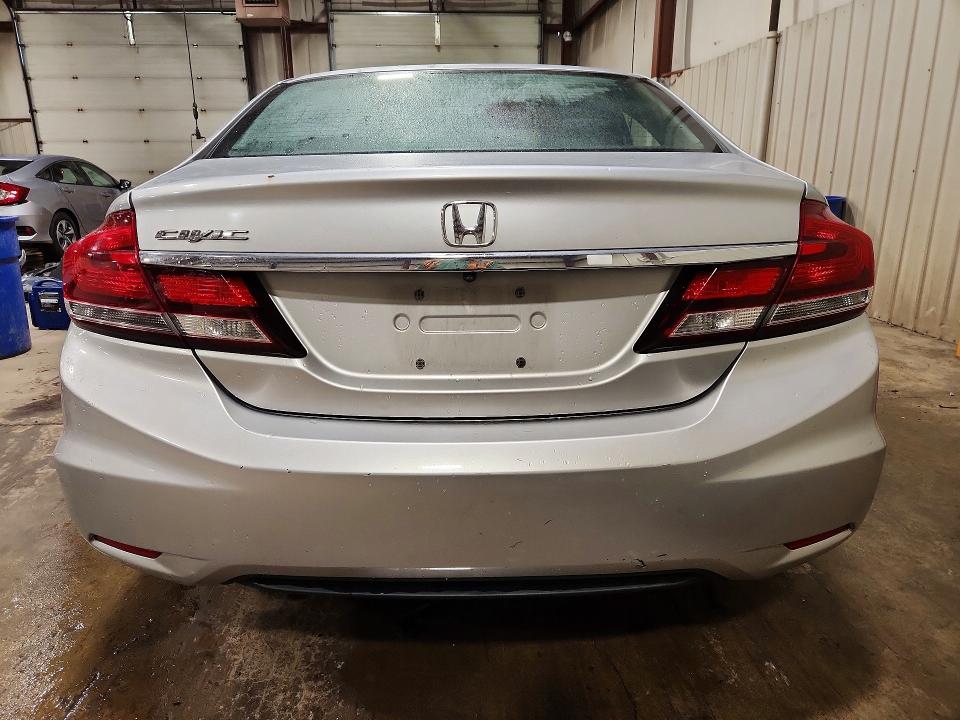 Photo 6 from auction – 2014 HONDA CIVIC with VIN 19XFB2F89EE243043